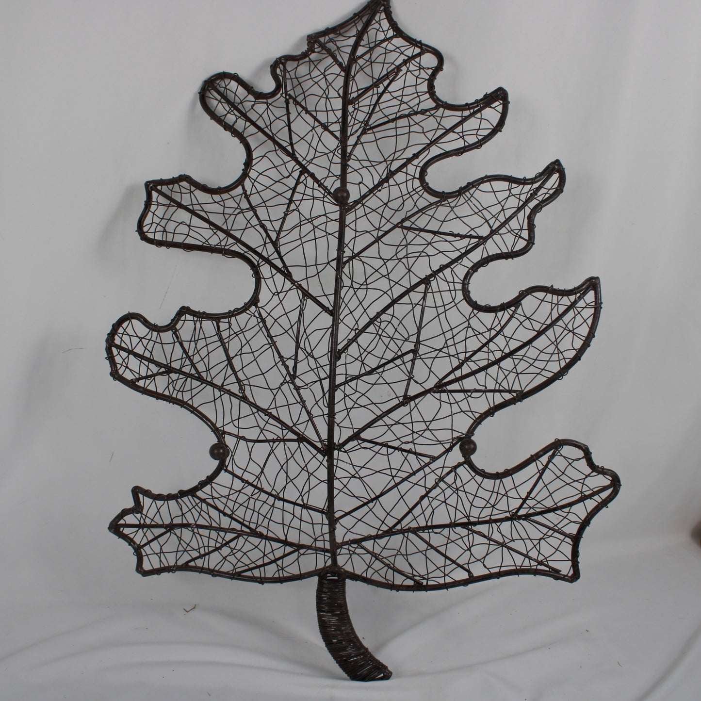 Rustic Dark Metal Wire Oak Leaf Wall Art Decor