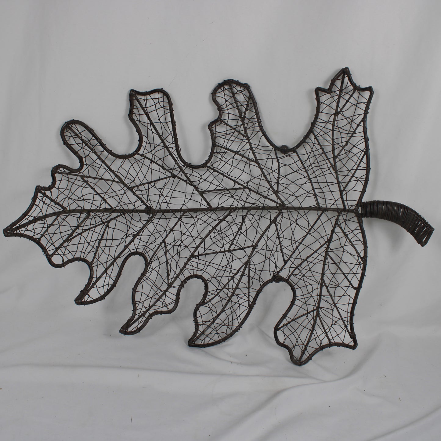 Rustic Dark Metal Wire Oak Leaf Wall Art Decor