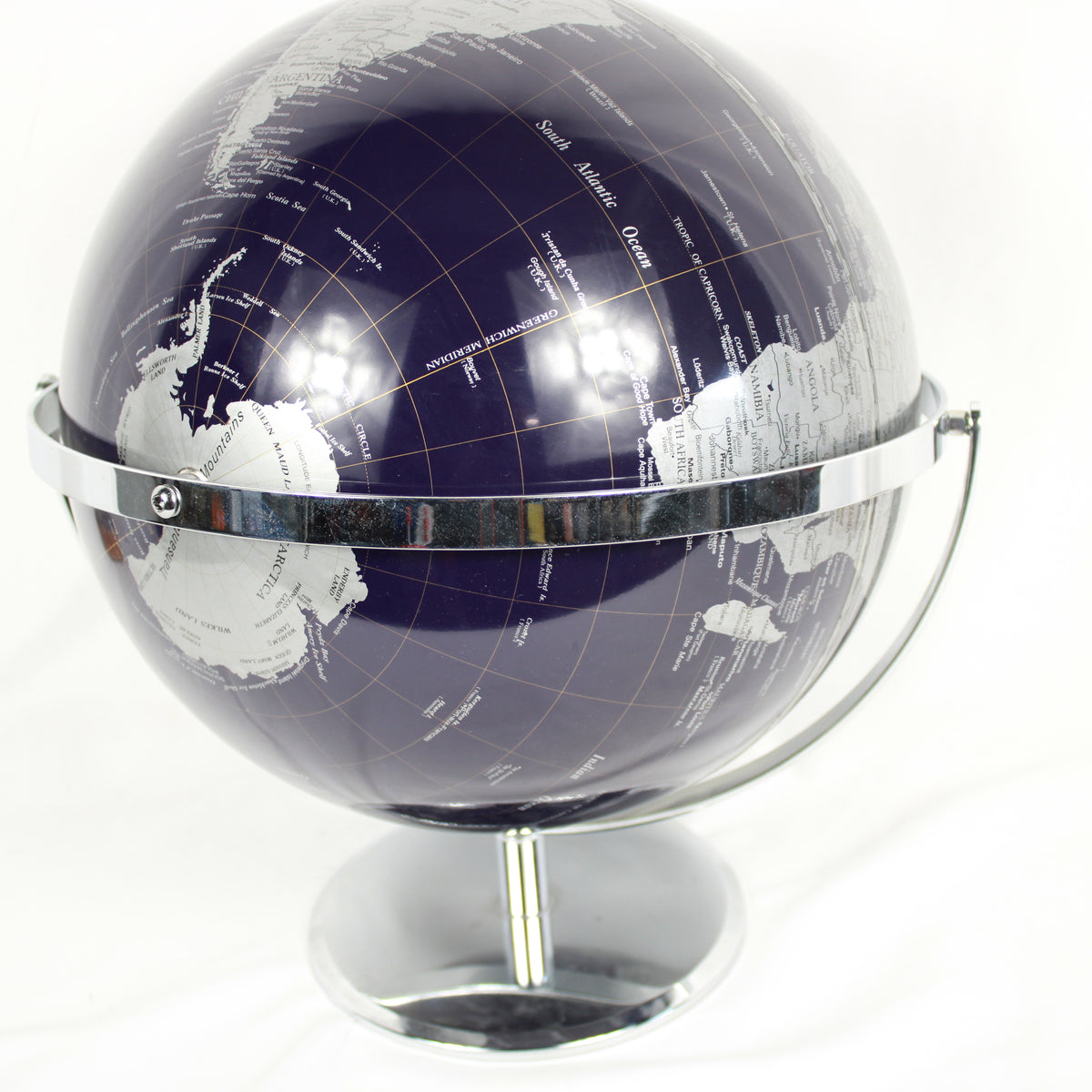Modern Black and Silver Desktop World Globe – Chrome Full Meridian Stand