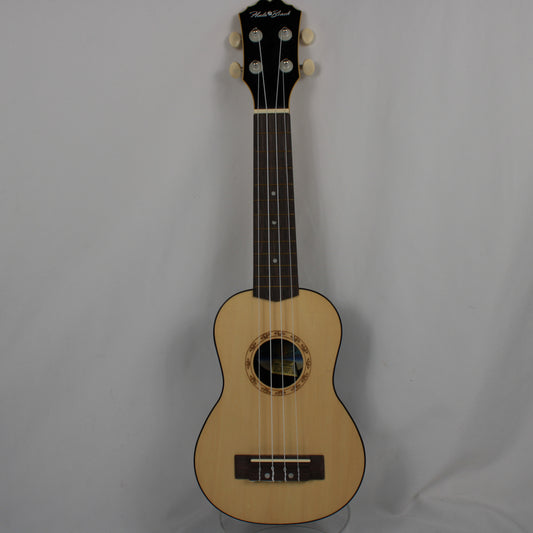 Westbury Natural Finish Soprano Ukulele with Gig Bag
