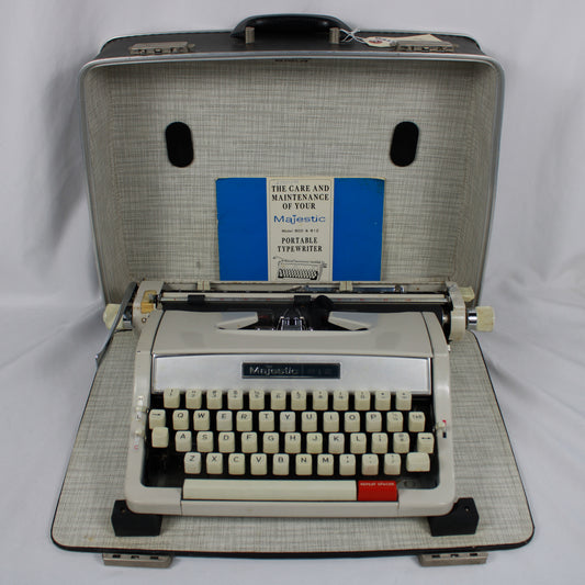 Majestic 812 Portable Typewriter – Classic Brother Build with Case & Manual