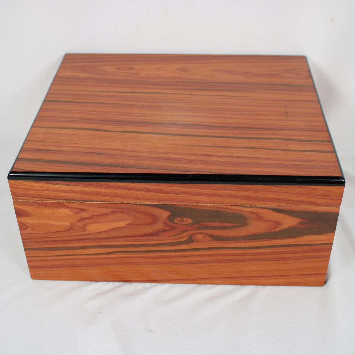 Rosewood Grain Wooden Cigar Humidor with Spanish Cedar Lining