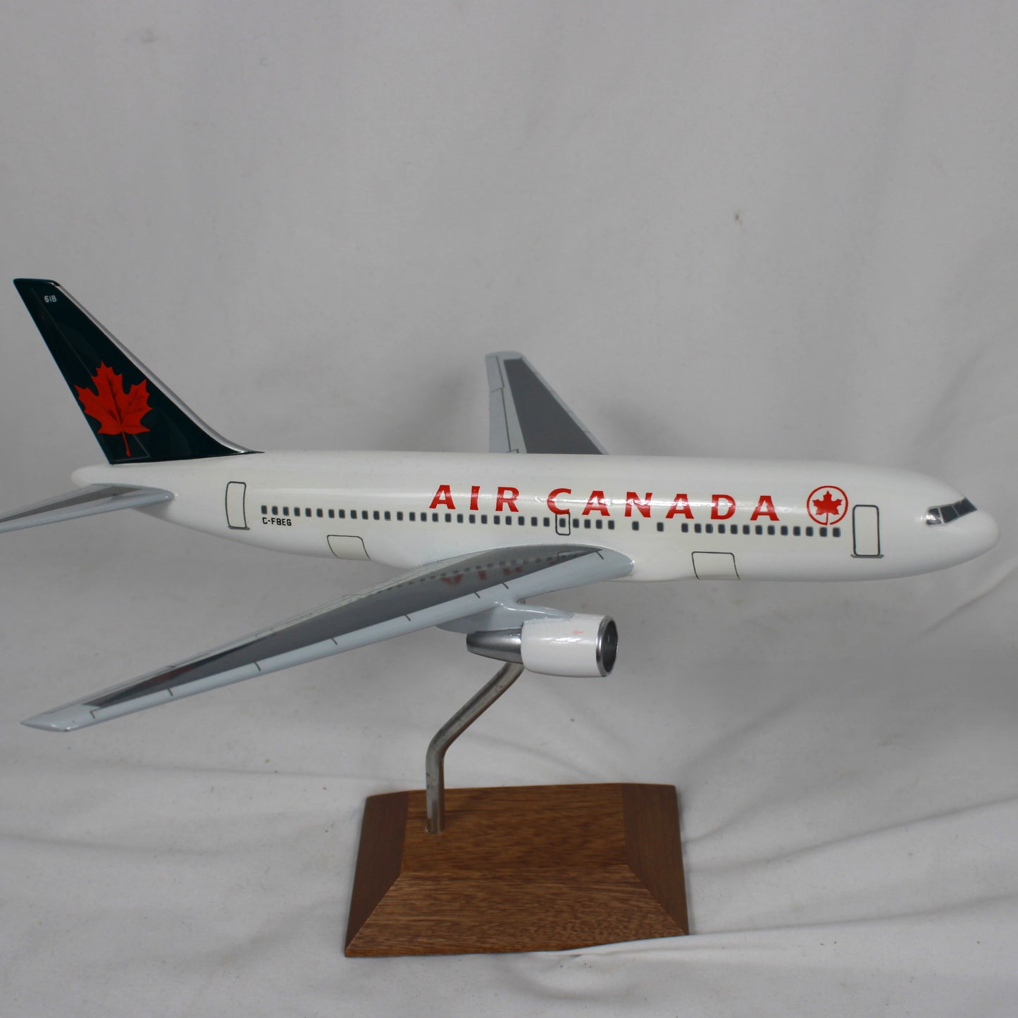 Air Canada Boeing 767-300 Display Model