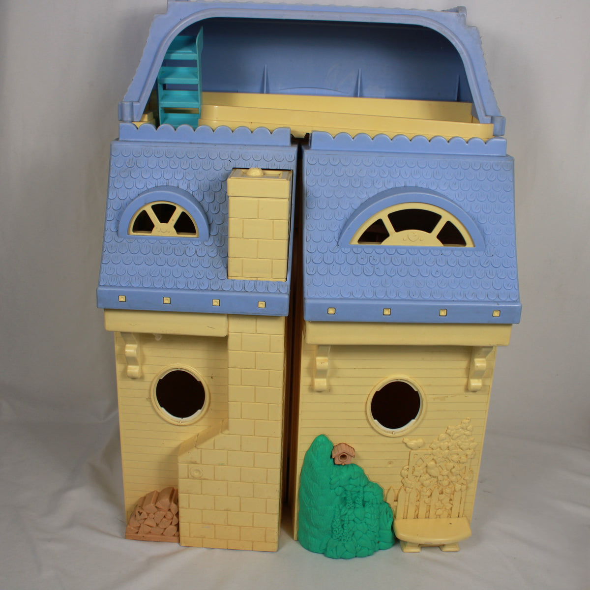 Fisher-Price Loving Family Grand Dollhouse (4618) with Accessories
