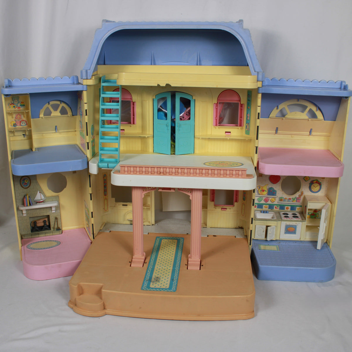 Fisher-Price Loving Family Grand Dollhouse (4618) with Accessories