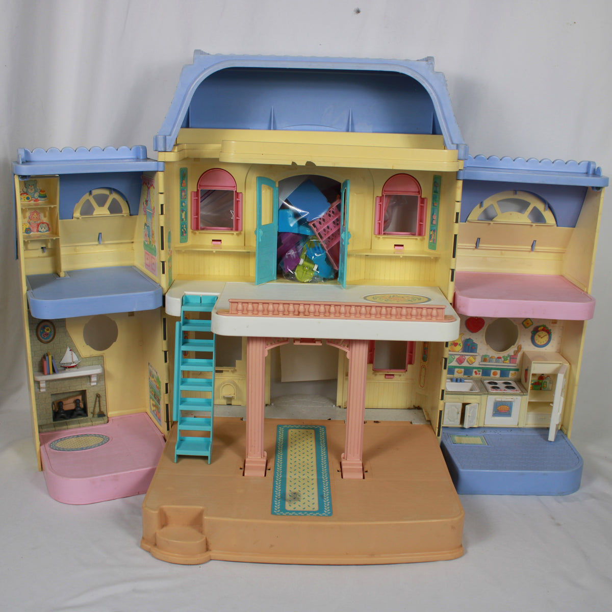 Fisher-Price Loving Family Grand Dollhouse (4618) with Accessories
