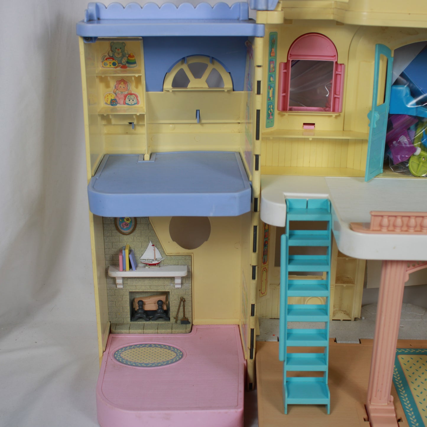 Fisher-Price Loving Family Grand Dollhouse (4618) with Accessories