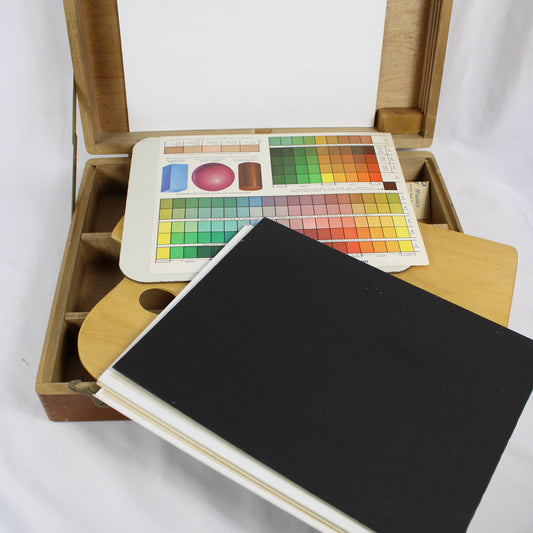 M. Grumbacher Wooden Artist Supply Box with Wooden Palette