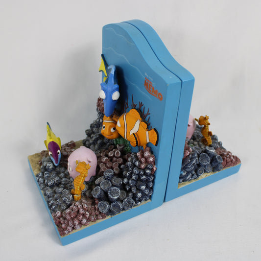 Hallmark Disney Pixar Finding Nemo Heavy Resin Bookends