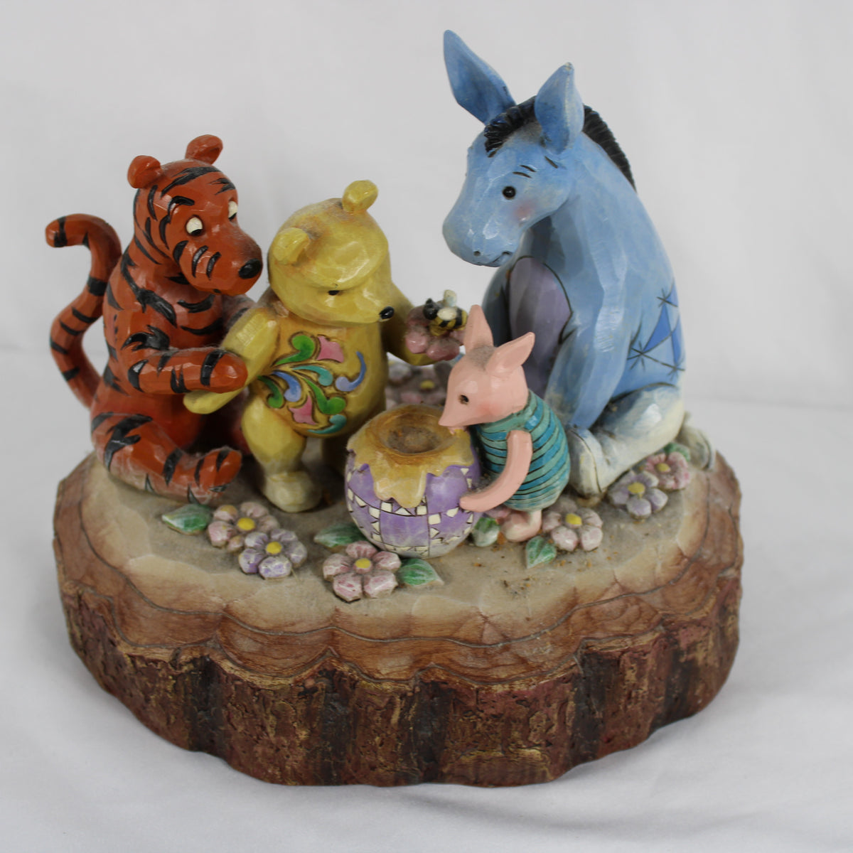 Disney Traditions Jim Shore Winnie the Pooh "You, Me, and A Hunny Bee" Figurine (4037502)