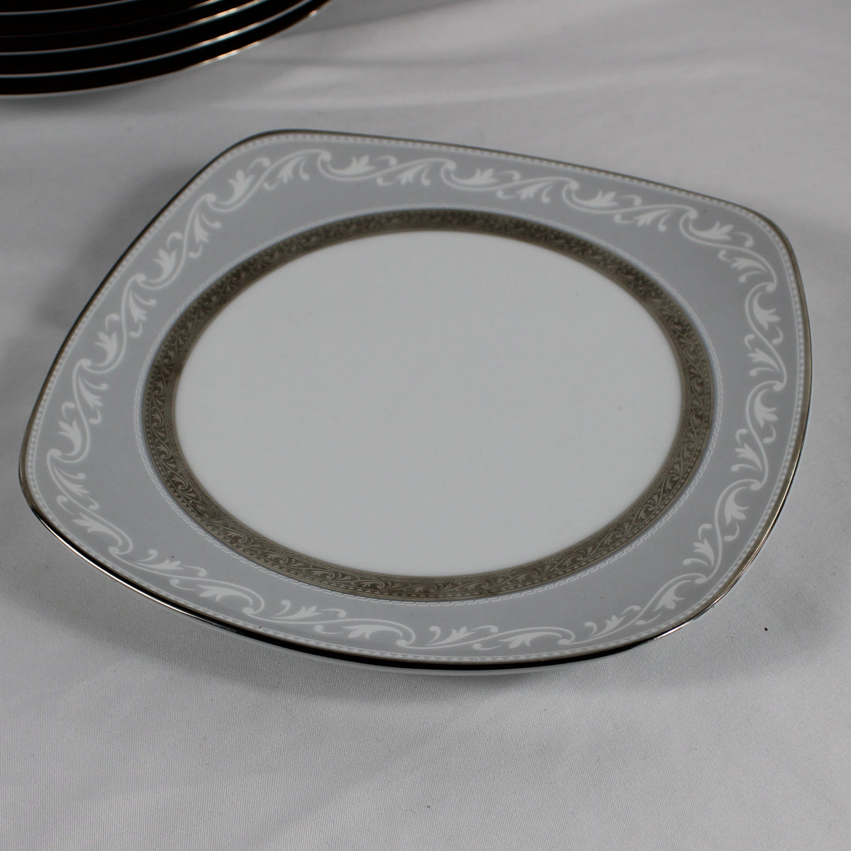 Noritake Legendary Crestwood Platinum 4166 Fine China Serving Pieces & Dinnerware Lot