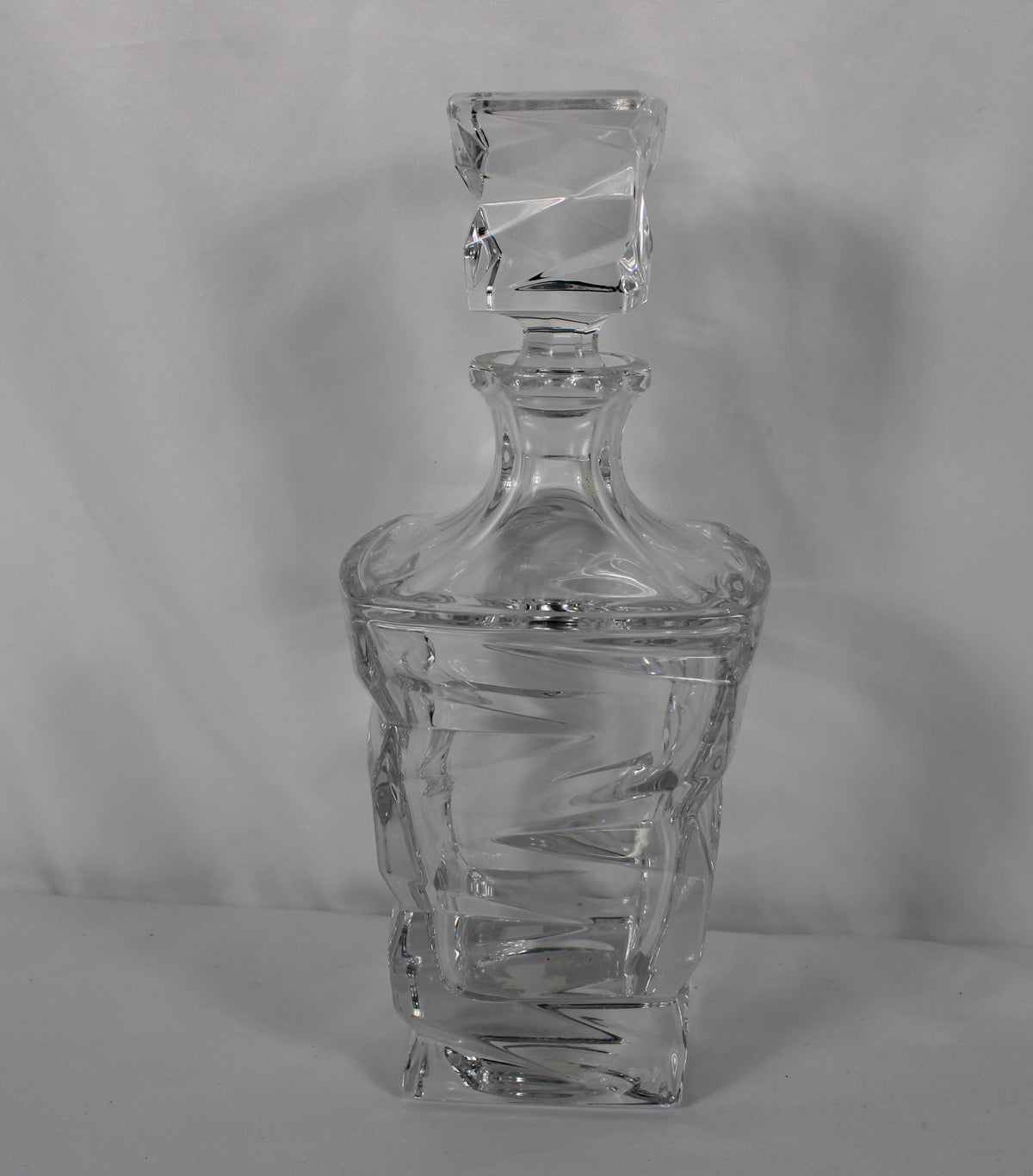 Modern Bohemia Crystal "Quadro" Twist Decanter with Geometric Glass Stopper