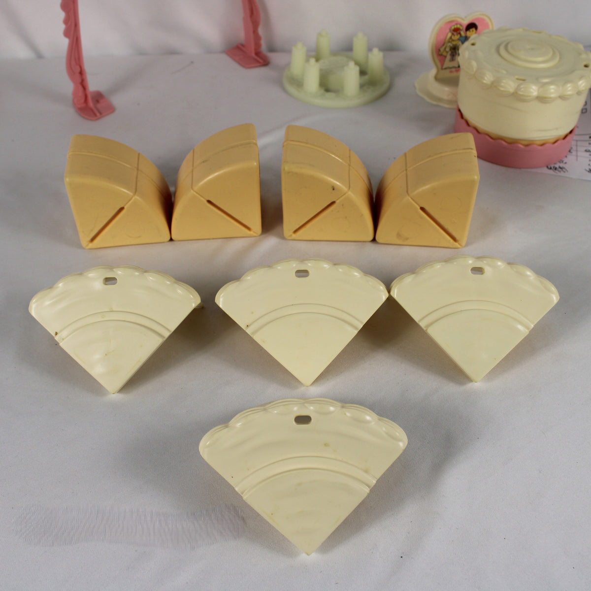 Vintage Fisher-Price Fun With Food Create-A-Cake Play Set #2152 (1988–1990)