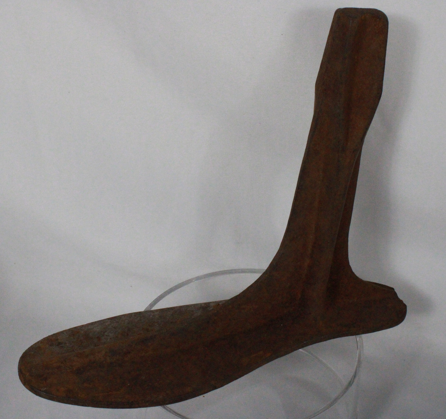 Vintage Industrial Charm: Antique Cast Iron Cobbler’s Set with Interchangeable Forms