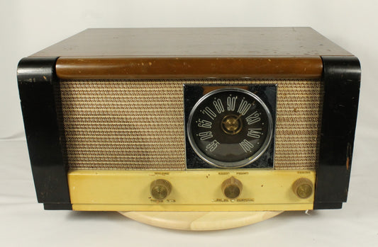 Vintage Radio & Phonograph