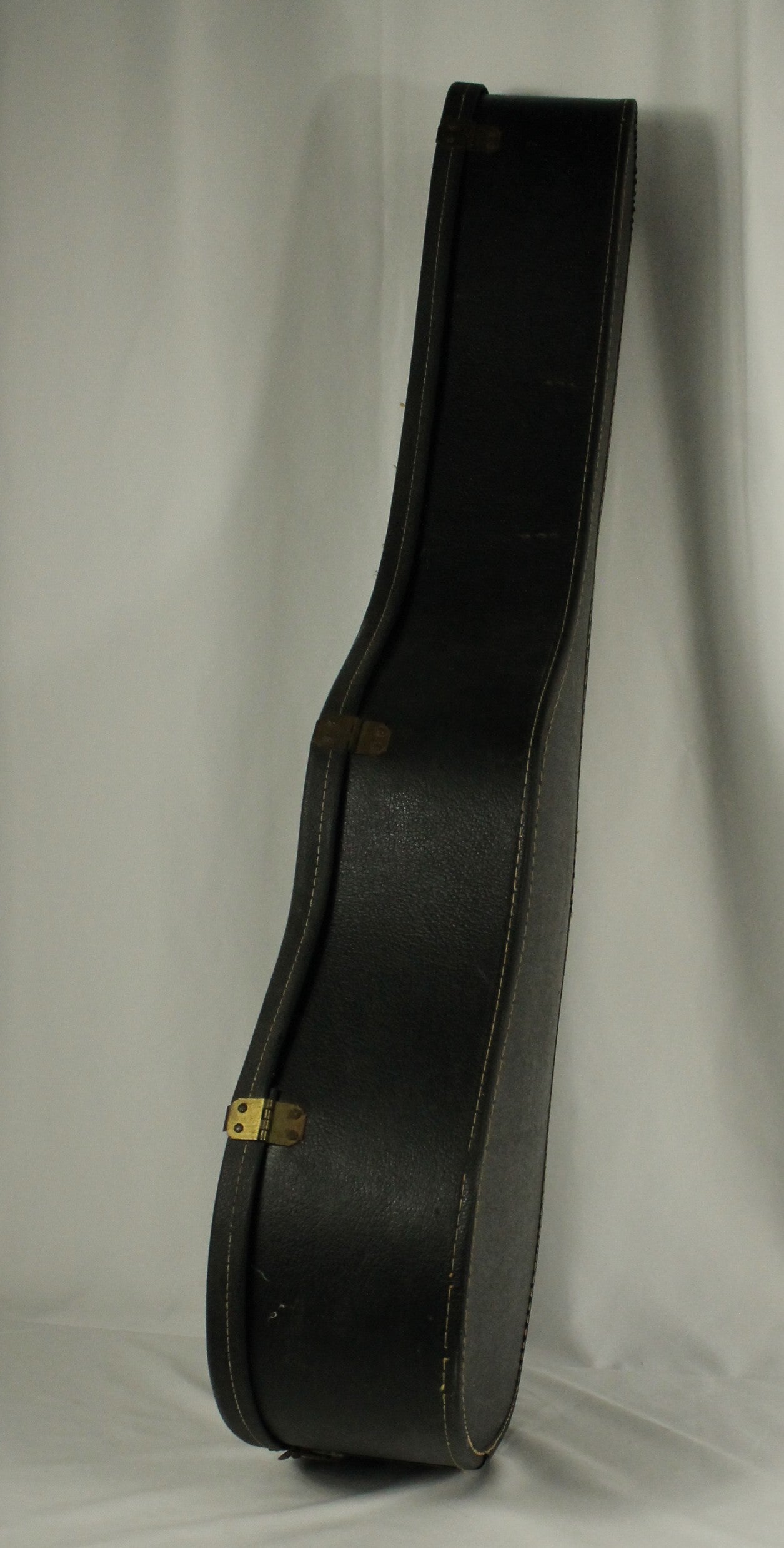 Yamaha FG-200 Guitar and Case