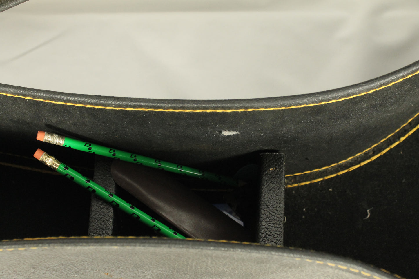 Yamaha FG-200 Guitar and Case