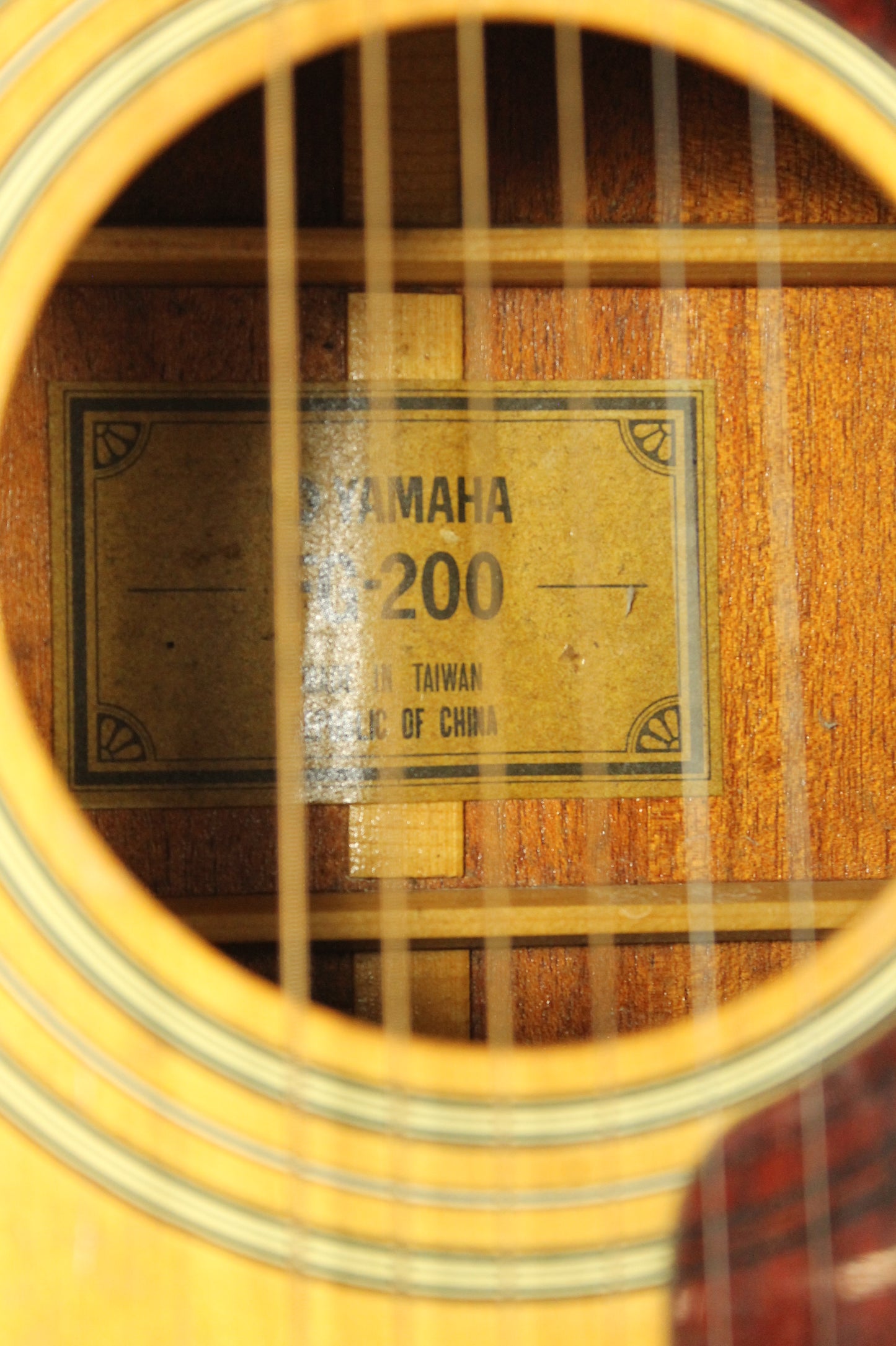 Yamaha FG-200 Guitar and Case