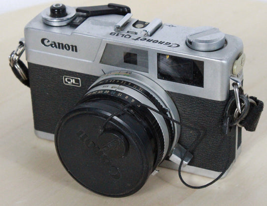 Vintage Canonet QL19  35mm Rangefinder Camera with Case