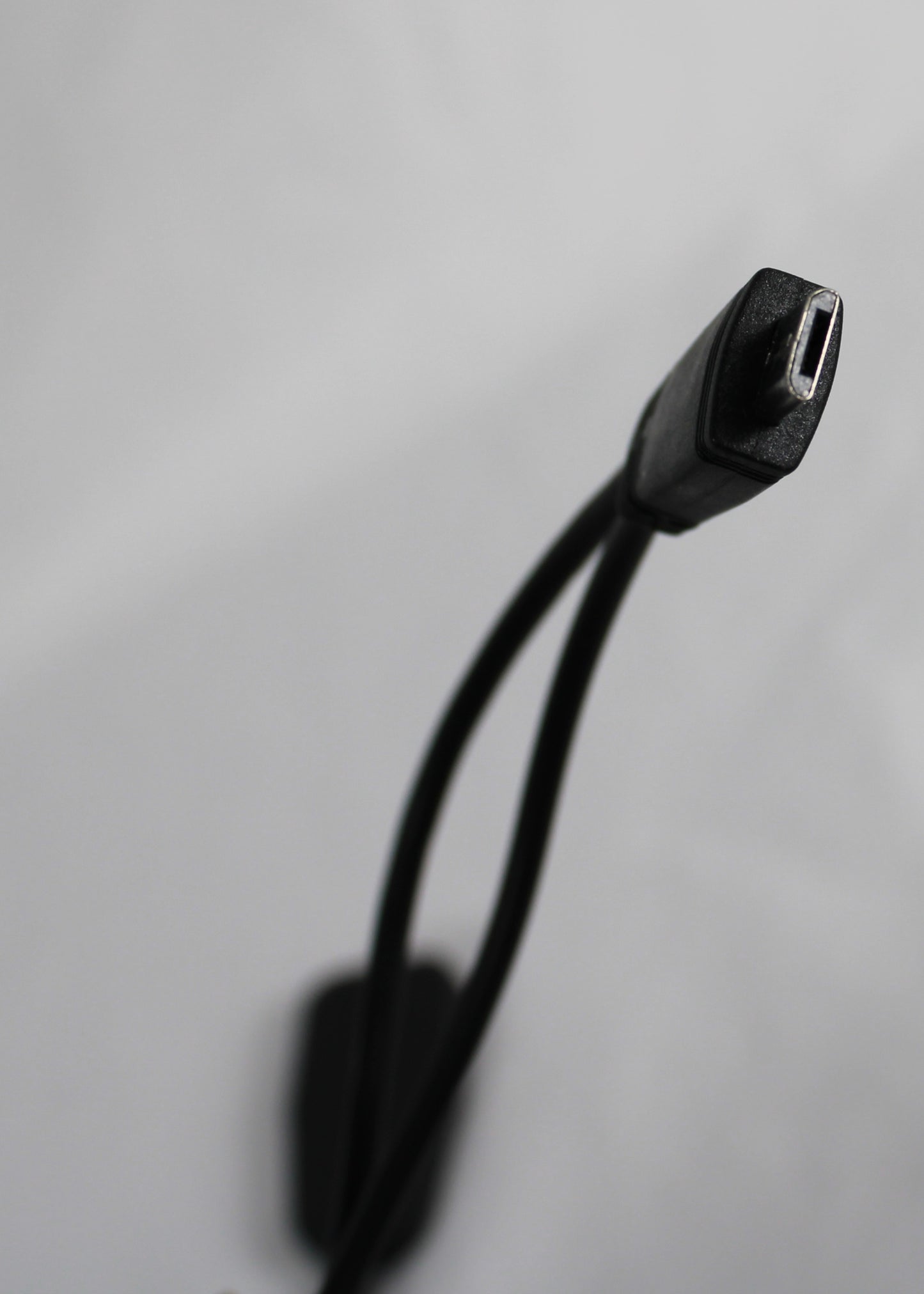 Wireless HDMI Miracast Display Adapter