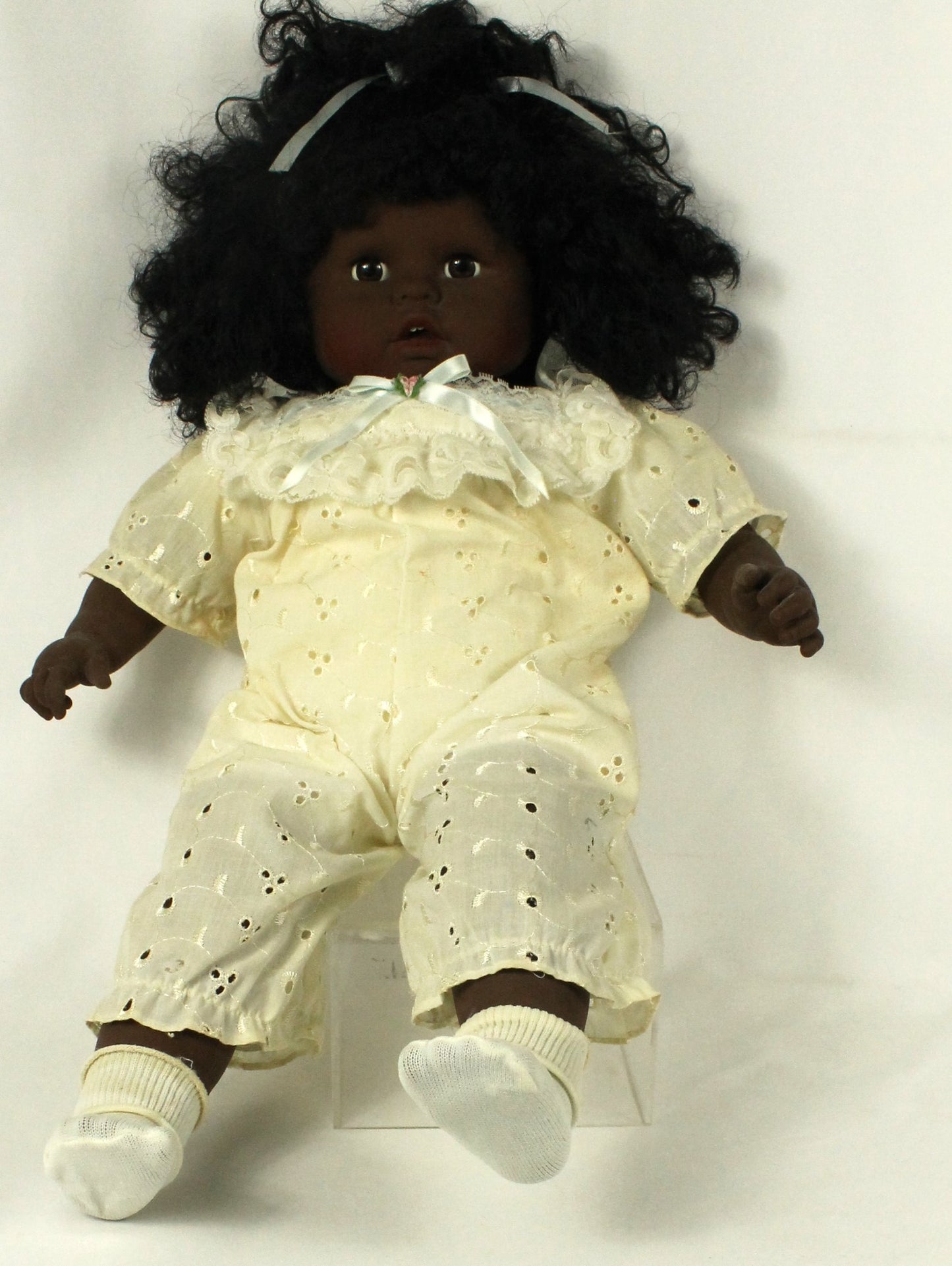 Vintage Vinyl Baby Doll with Curly Hair & Eyelet Outfit – Collectible 20” Doll