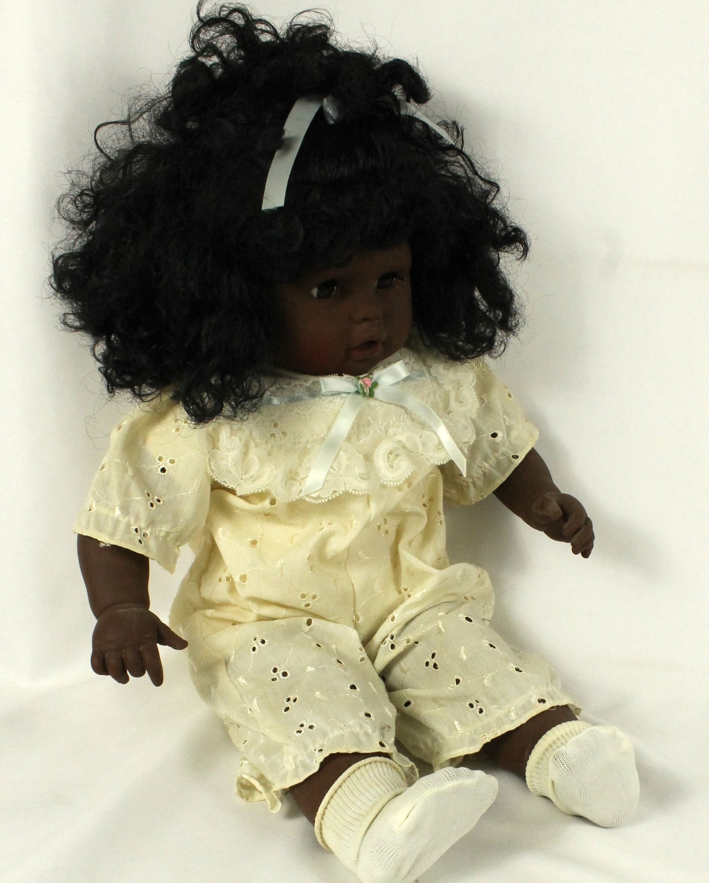 Vintage Vinyl Baby Doll with Curly Hair & Eyelet Outfit – Collectible 20” Doll