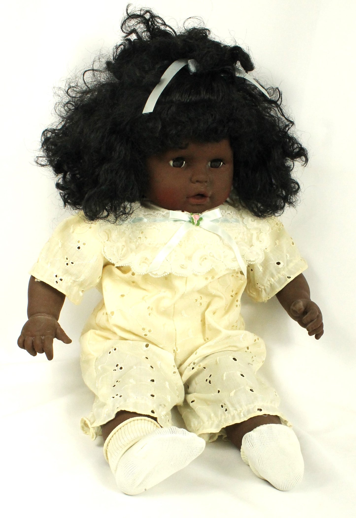 Vintage Vinyl Baby Doll with Curly Hair & Eyelet Outfit – Collectible 20” Doll