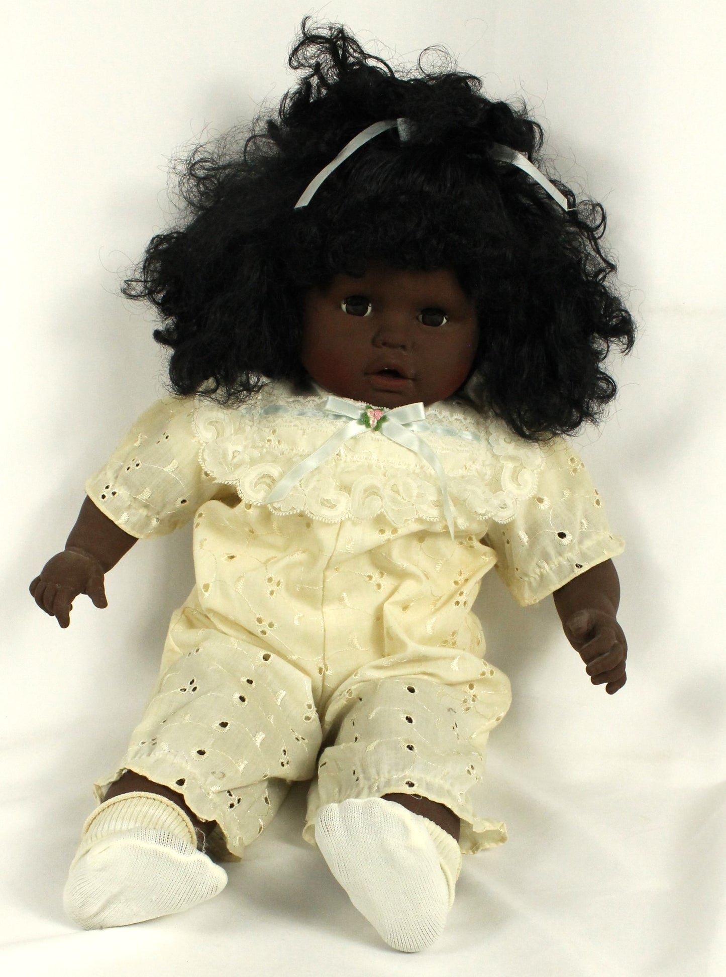 Vintage Vinyl Baby Doll with Curly Hair & Eyelet Outfit – Collectible 20” Doll