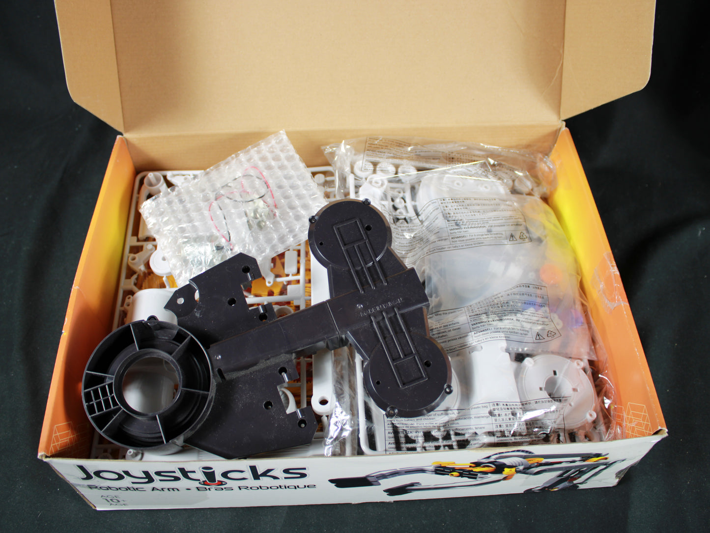 CIC Joysticks Robotic Arm - Complete 4-Axis STEM Engineering Kit