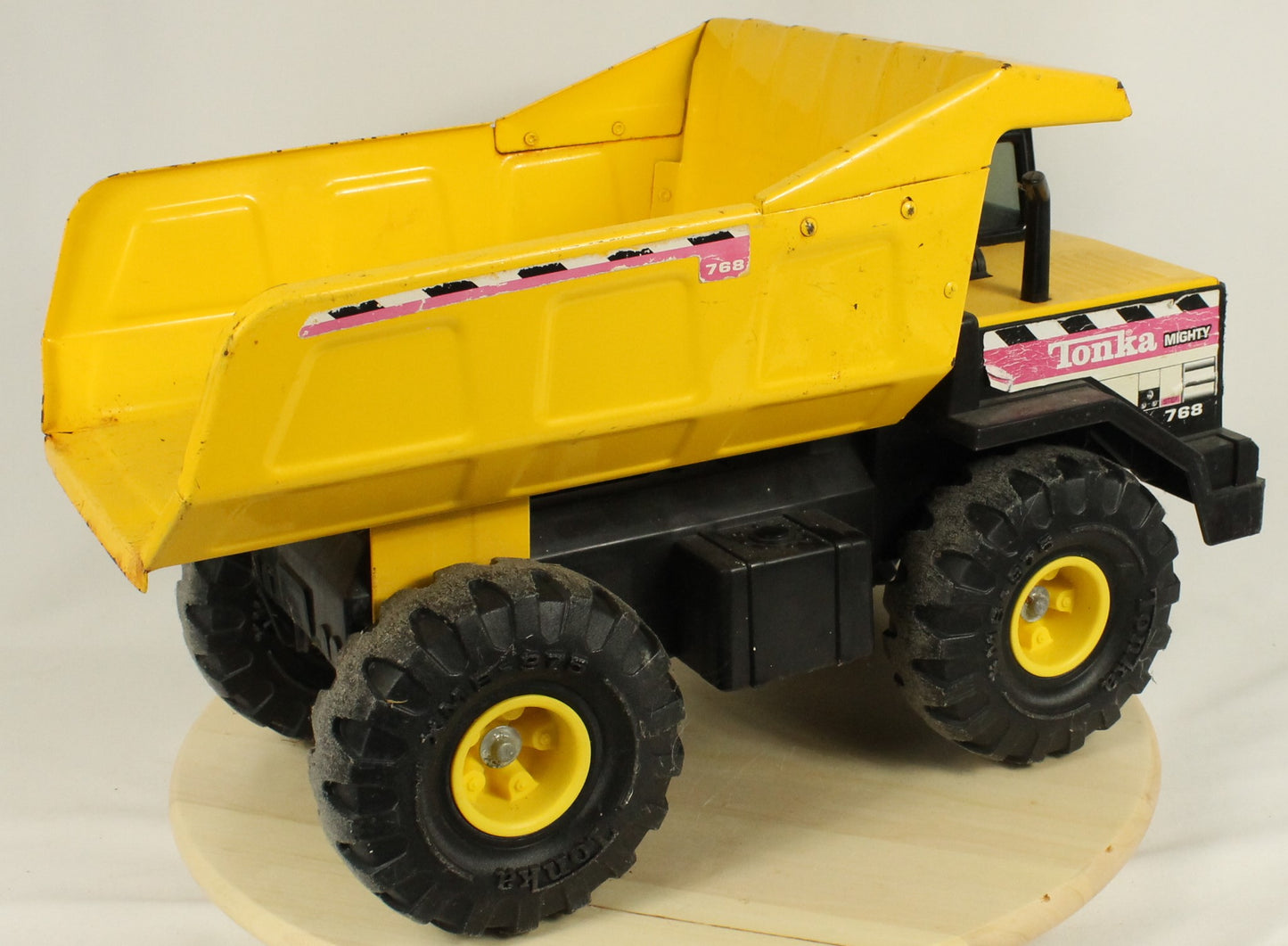 Vintage Tonka Mighty 768 Yellow Dump Truck – Heavy Duty Steel Construction Toy