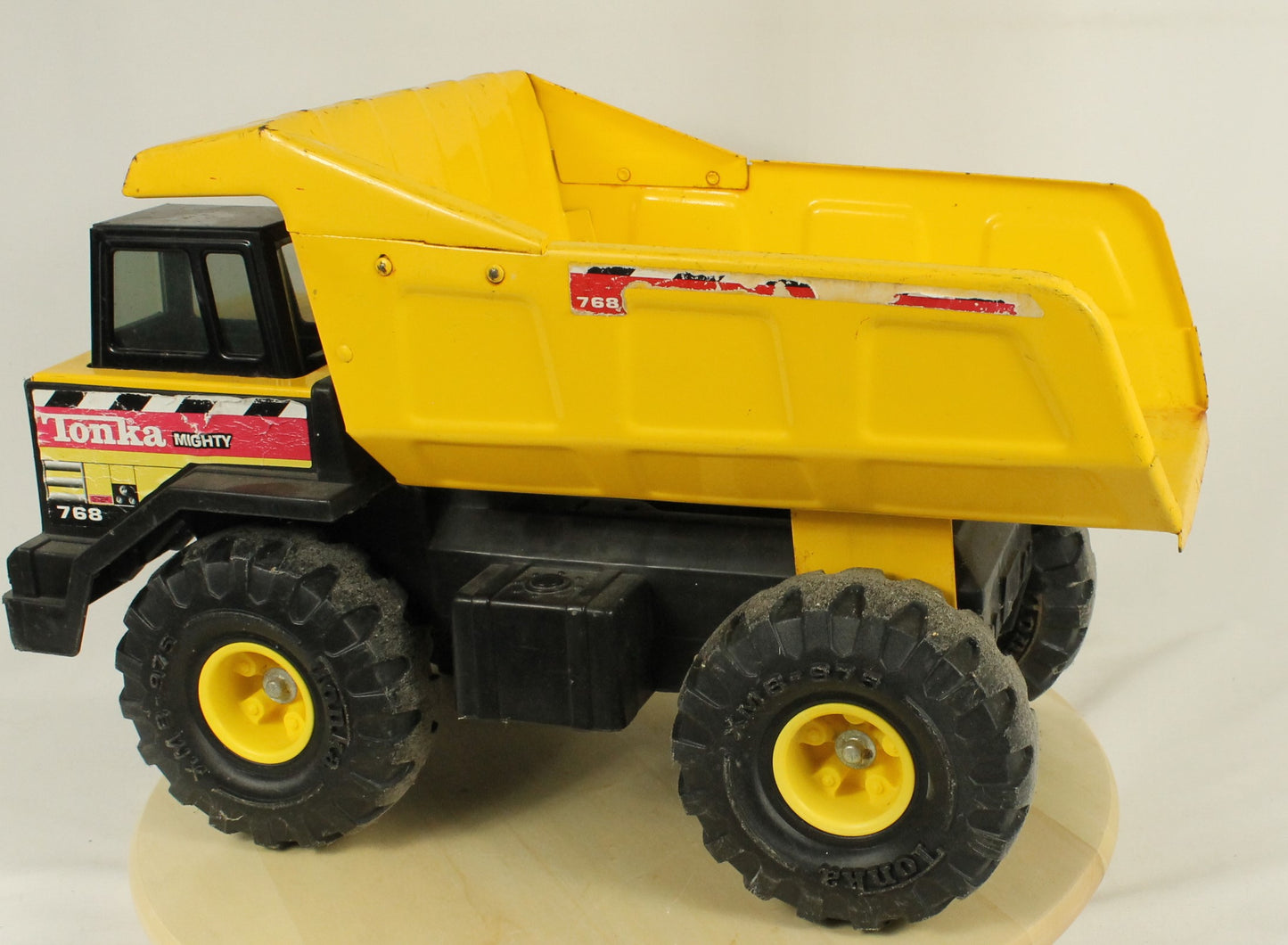 Vintage Tonka Mighty 768 Yellow Dump Truck – Heavy Duty Steel Construction Toy