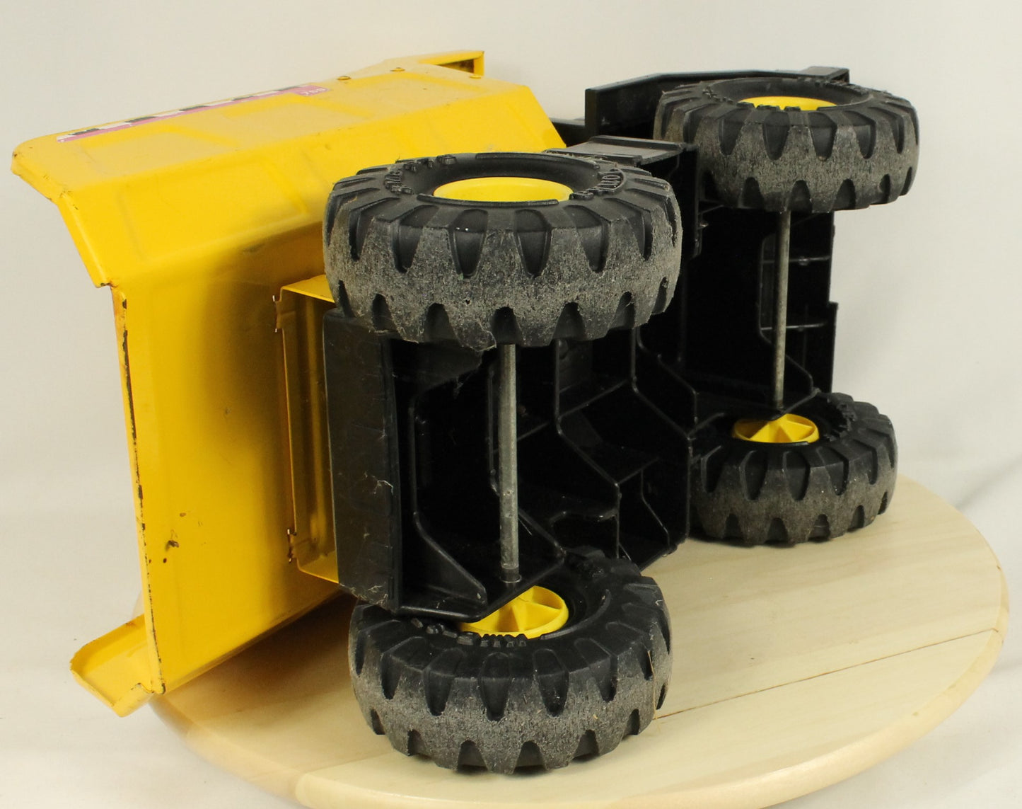 Vintage Tonka Mighty 768 Yellow Dump Truck – Heavy Duty Steel Construction Toy