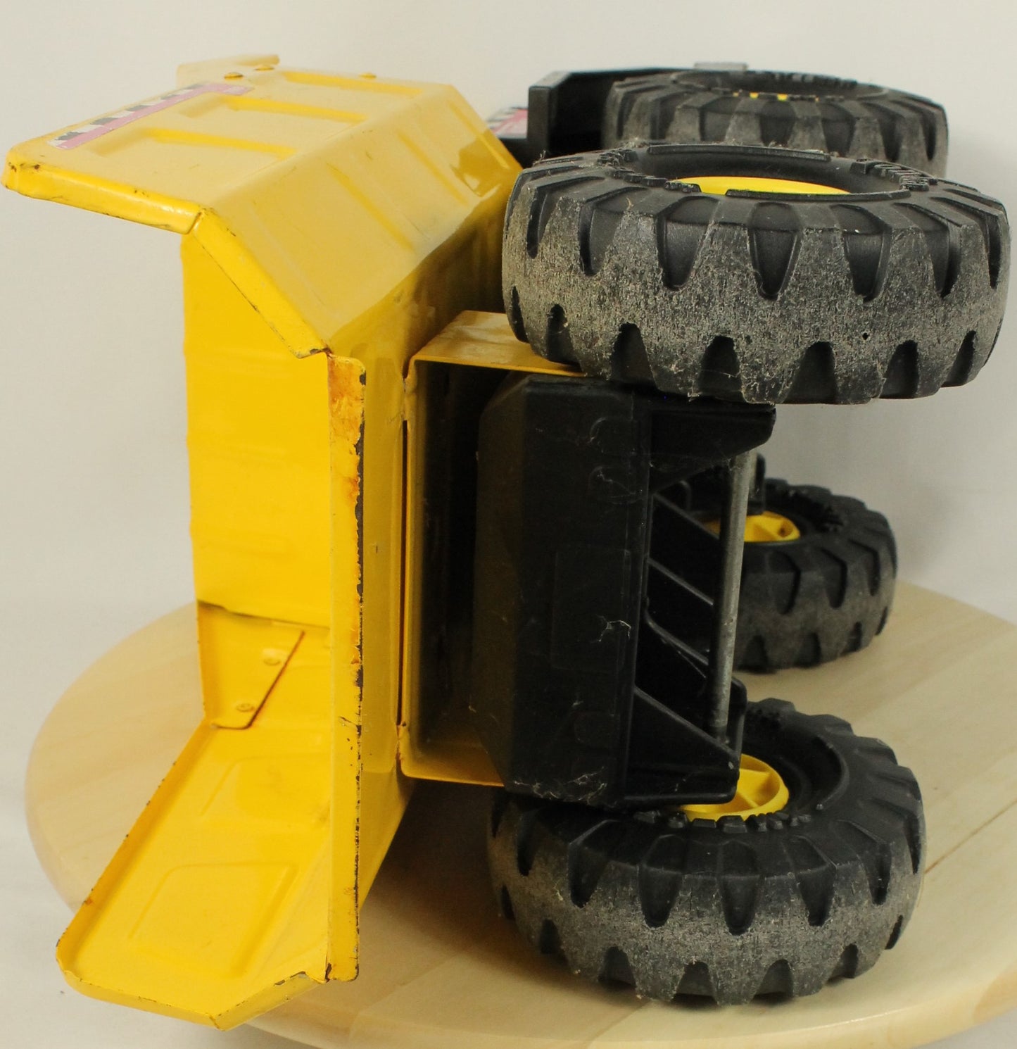 Vintage Tonka Mighty 768 Yellow Dump Truck – Heavy Duty Steel Construction Toy