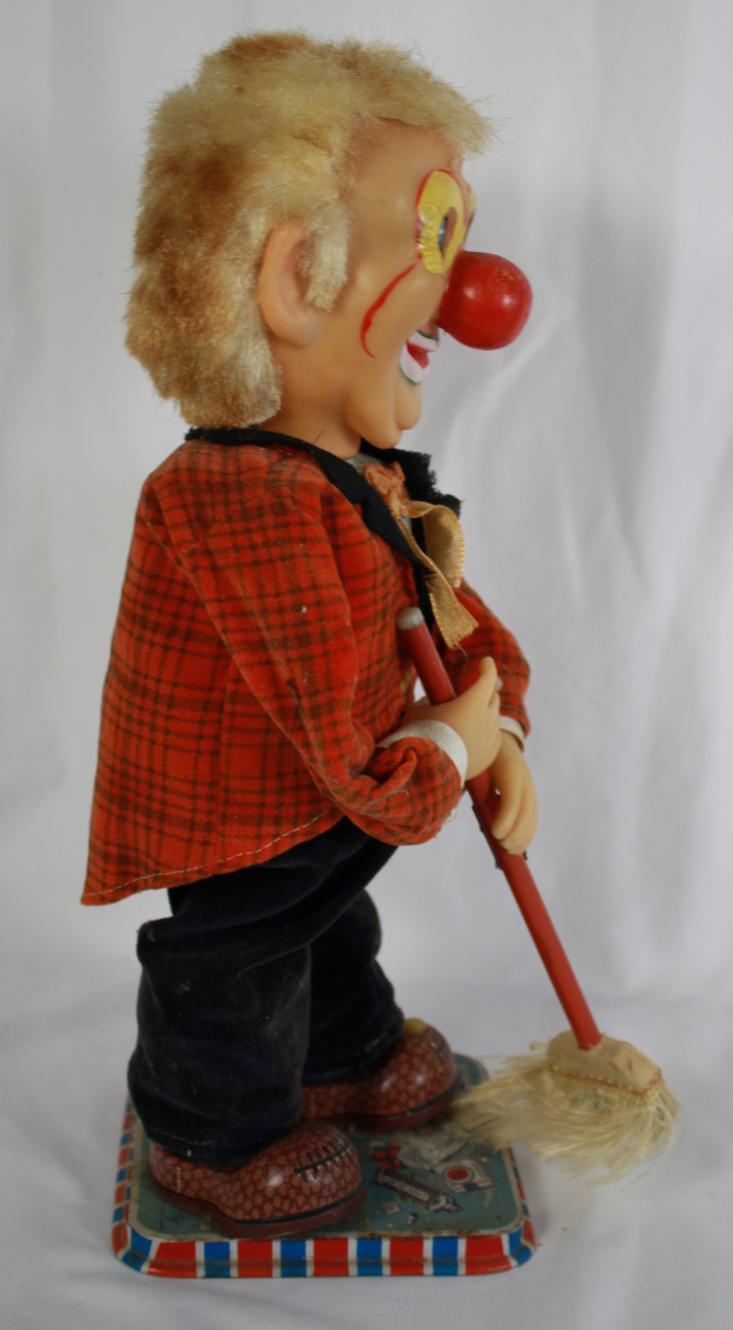 Vintage Japanese Nomura Rosko Battery Operated Sweeping Clown Toy