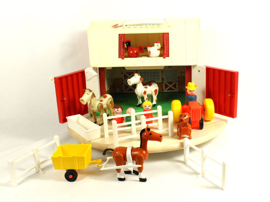 Fisher-Price Play Family Farm