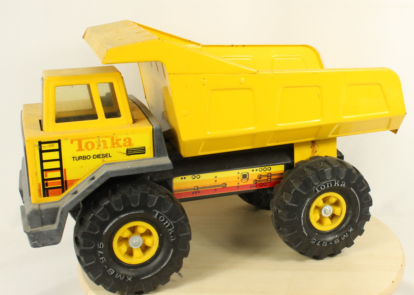 Vintage Tonka Turbo-Diesel Dump Truck & T-6 Bulldozer/Backhoe Metal Construction Vehicle Lot